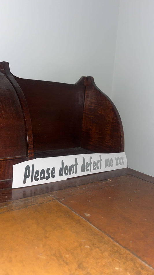 Please don’t defect me - Small sticker